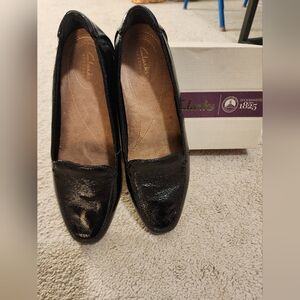 Clarks Black Patent Leather Loafers Sz 10M